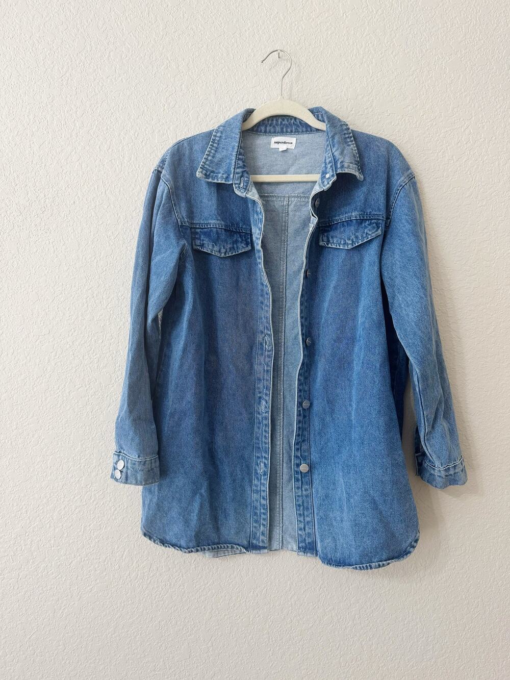 Superdown Oversized Denim Shirt Jacket Size Small Light Wash Casual Layering